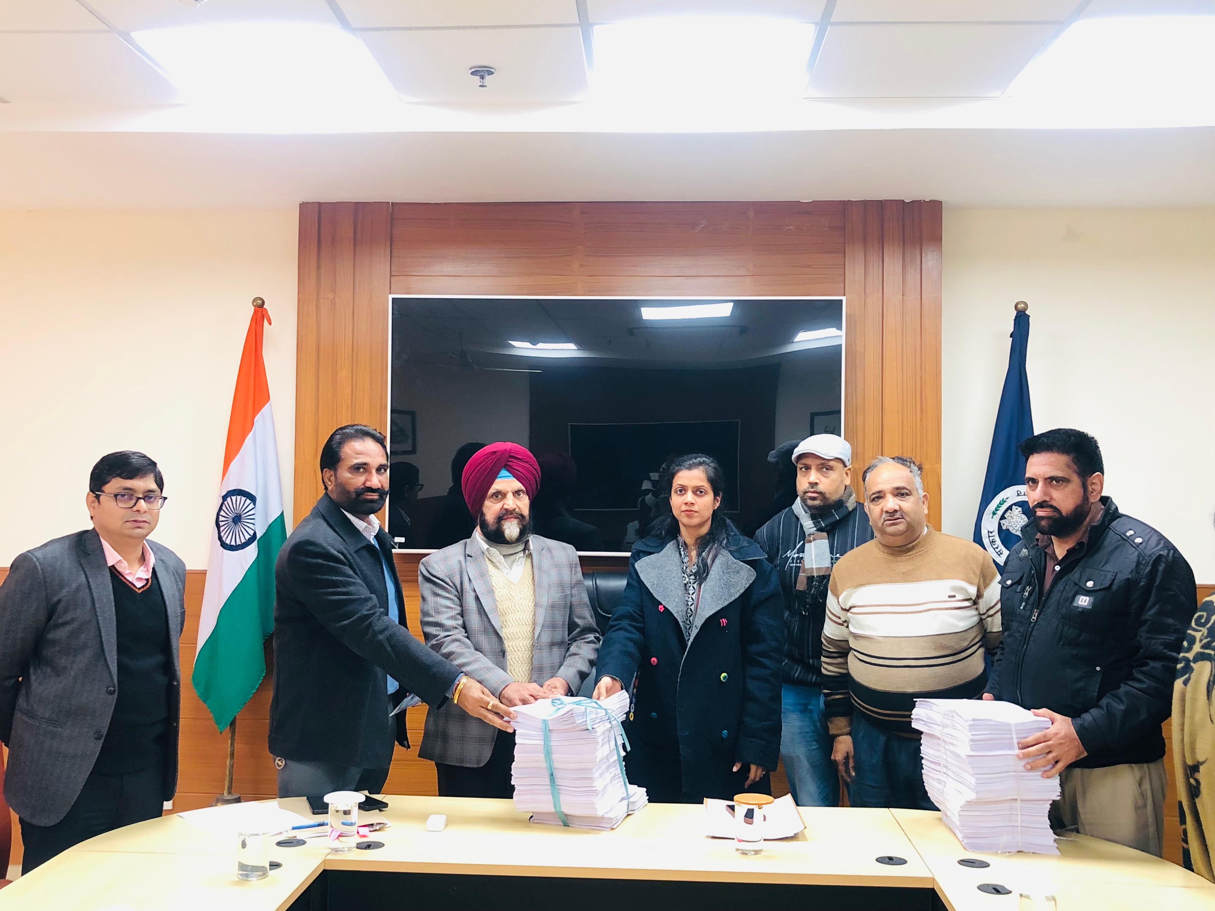 Deputy Commissioner-cum-District Election Officer Ashika Jain handed over supplementary list and CD of final voter lists to representatives of political parties